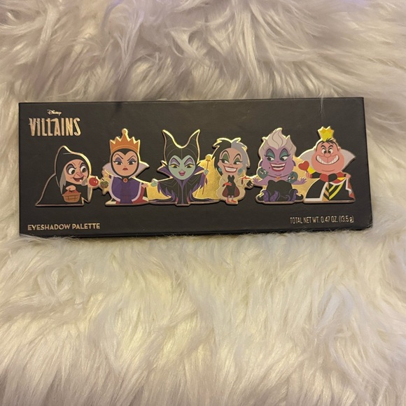 Disney | Makeup | Disney Villains Eyeshadow Palette 47 Oz 2 Colors ...